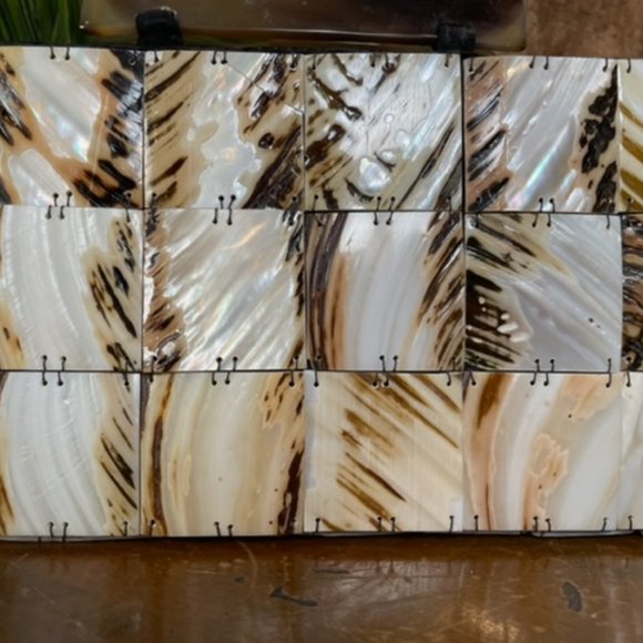 Shell Clutch - Rare Statement Piece - Picture 3 of 11